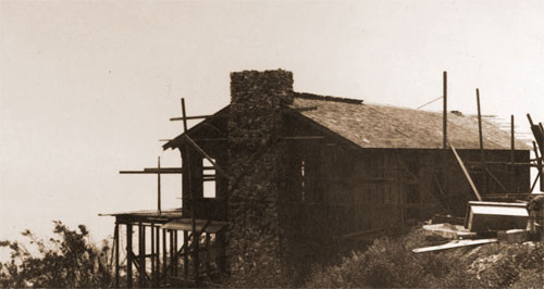 Construction of lucia store and restaurant, 1937